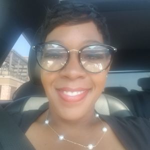 Meet your Posher, Robin